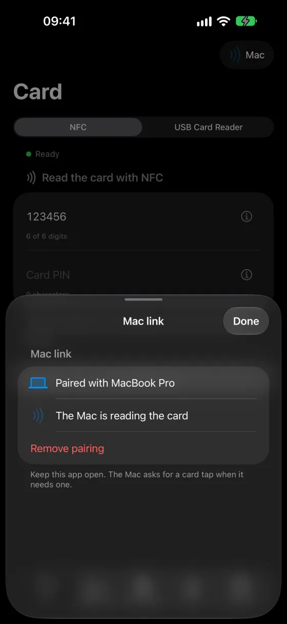 ID Signer on the iPhone: the Mac is reading the card over NFC