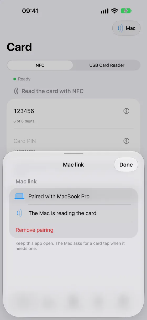 ID Signer on the iPhone: the Mac is reading the card over NFC